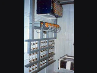 Internal wiring layout and component chassis view